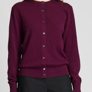 Uniqlo 100% cashmere cardigan in XS